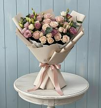 Букет цветов из:  Розы и Лизиантусы #REPLACE_PRED# Девице