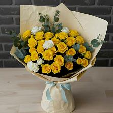 Букет цветов из:  Розы в Девице