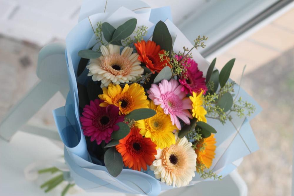 Букет цветов из: Герберы в Девице