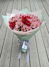 Букет цветов из:  Альстромерии #REPLACE_PRED# Девице