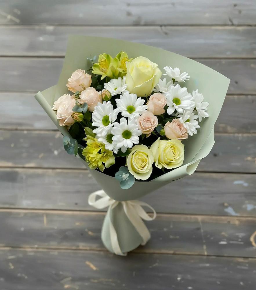 Букет цветов из: Альстромерии, Розы и Хризантемы в Девице