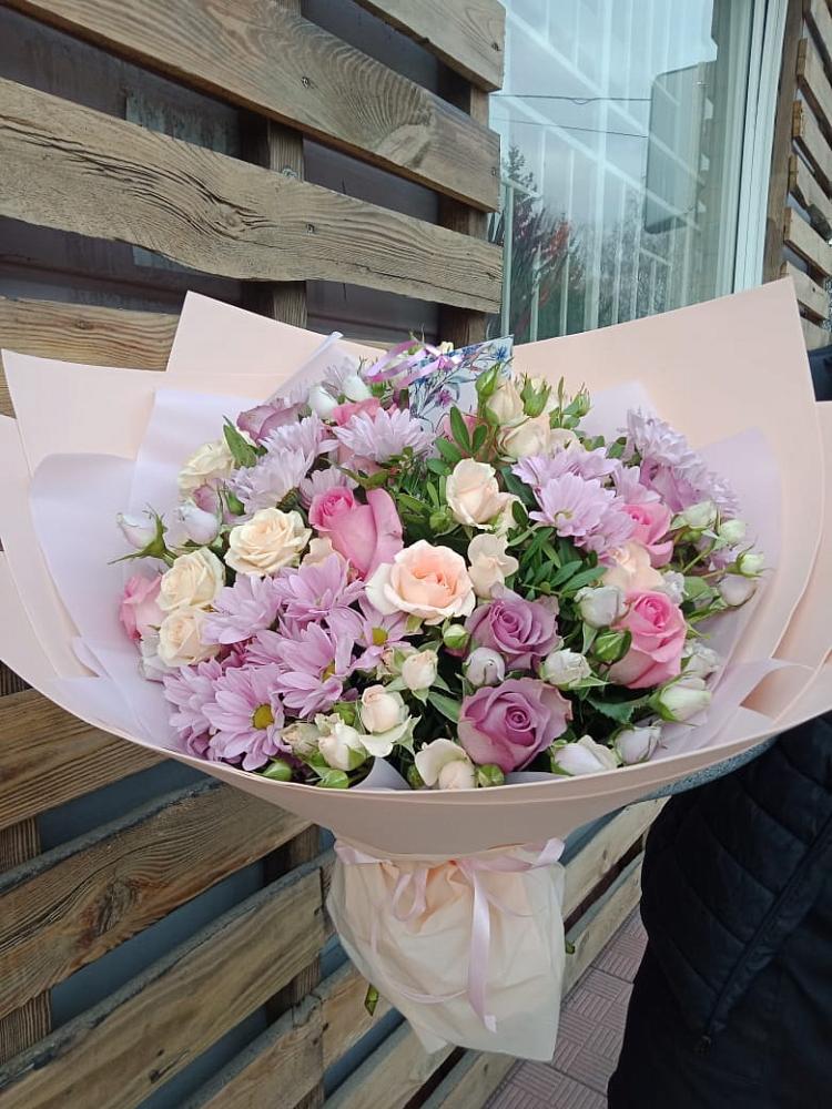 Букет цветов из: Розы и Хризантемы в Девице