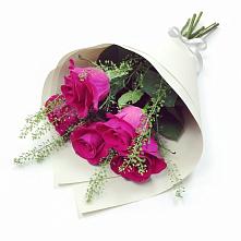Букет цветов из:  Розы #REPLACE_PRED# Девице