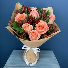 Букет цветов из:  Розы и Альстромерии в Девице