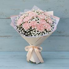 Букет цветов из:  Гвоздики в Девице