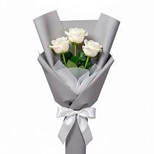 Букет 3 белые розы в Девице