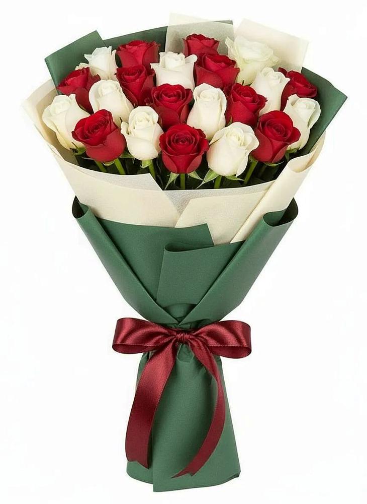 Букет Микс из красных и белых роз в Девице