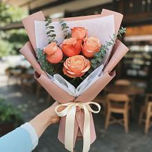 Букет цветов из:  Розы в Девице