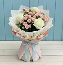 Букет цветов из:  Розы в Девице