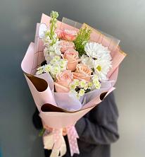 Букет цветов из:  Хризантемы и Розы в Девице