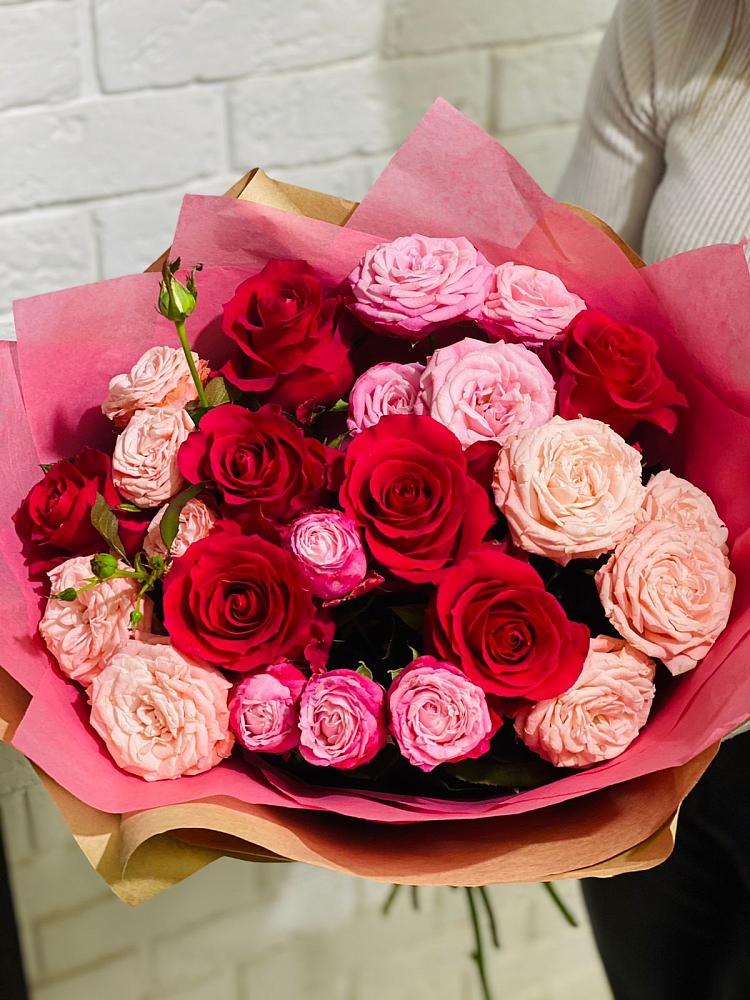 Букет цветов из: Розы в Девице