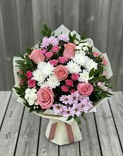 Букет цветов из:  Альстромерии, Гвоздики, Розы и Хризантемы в Девице