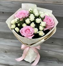Букет цветов из:  Розы в Девице