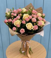 Букет цветов из:  Розы в Девице