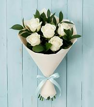 Букет цветов из:  Розы в Девице
