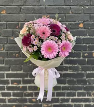 Букет цветов из:  Герберы и Хризантемы в Девице