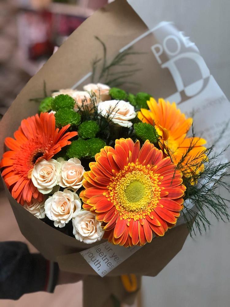 Букет цветов из: Герберы, Хризантемы и Розы в Девице