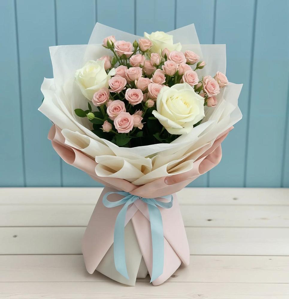 Букет цветов из: Розы в Девице