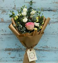 Букет цветов из:  Розы и Лизиантусы #REPLACE_PRED# Девице