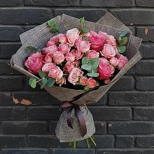 Букет цветов из:  Розы в Девице