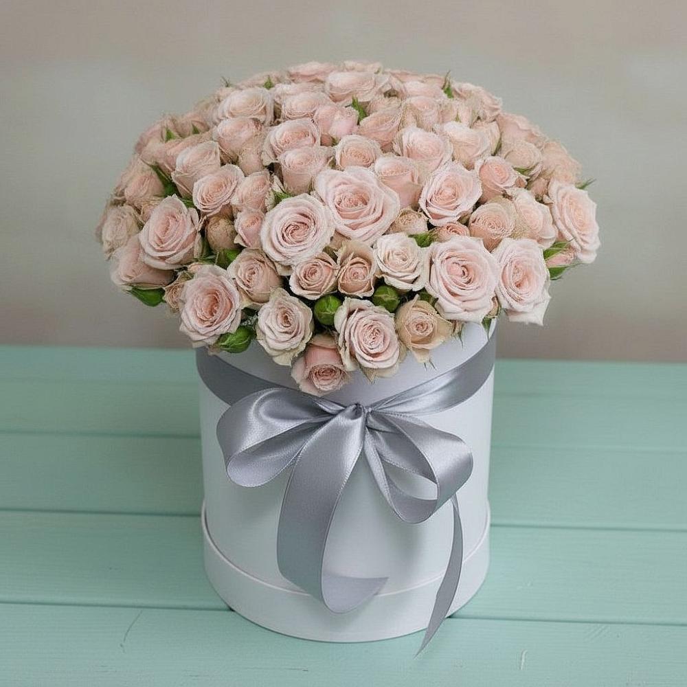 Цветочная композиция из Розы в шляпной коробке в Девице